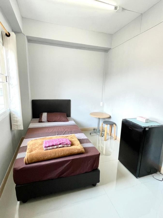 808 Bangkok Apartment Exterior photo