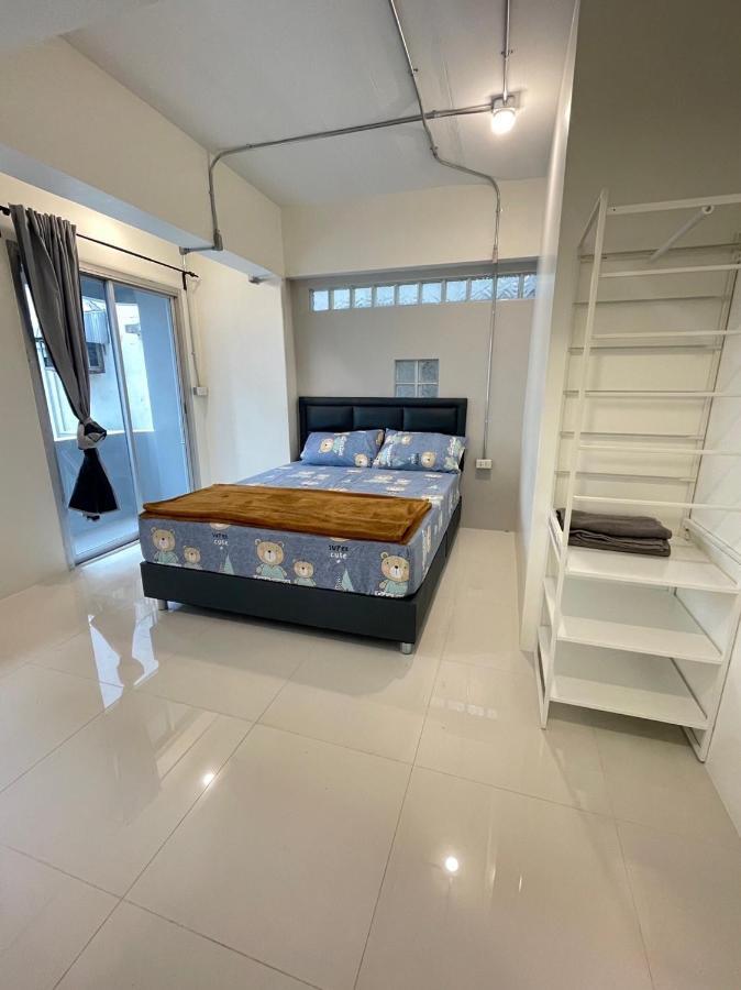 808 Bangkok Apartment Exterior photo