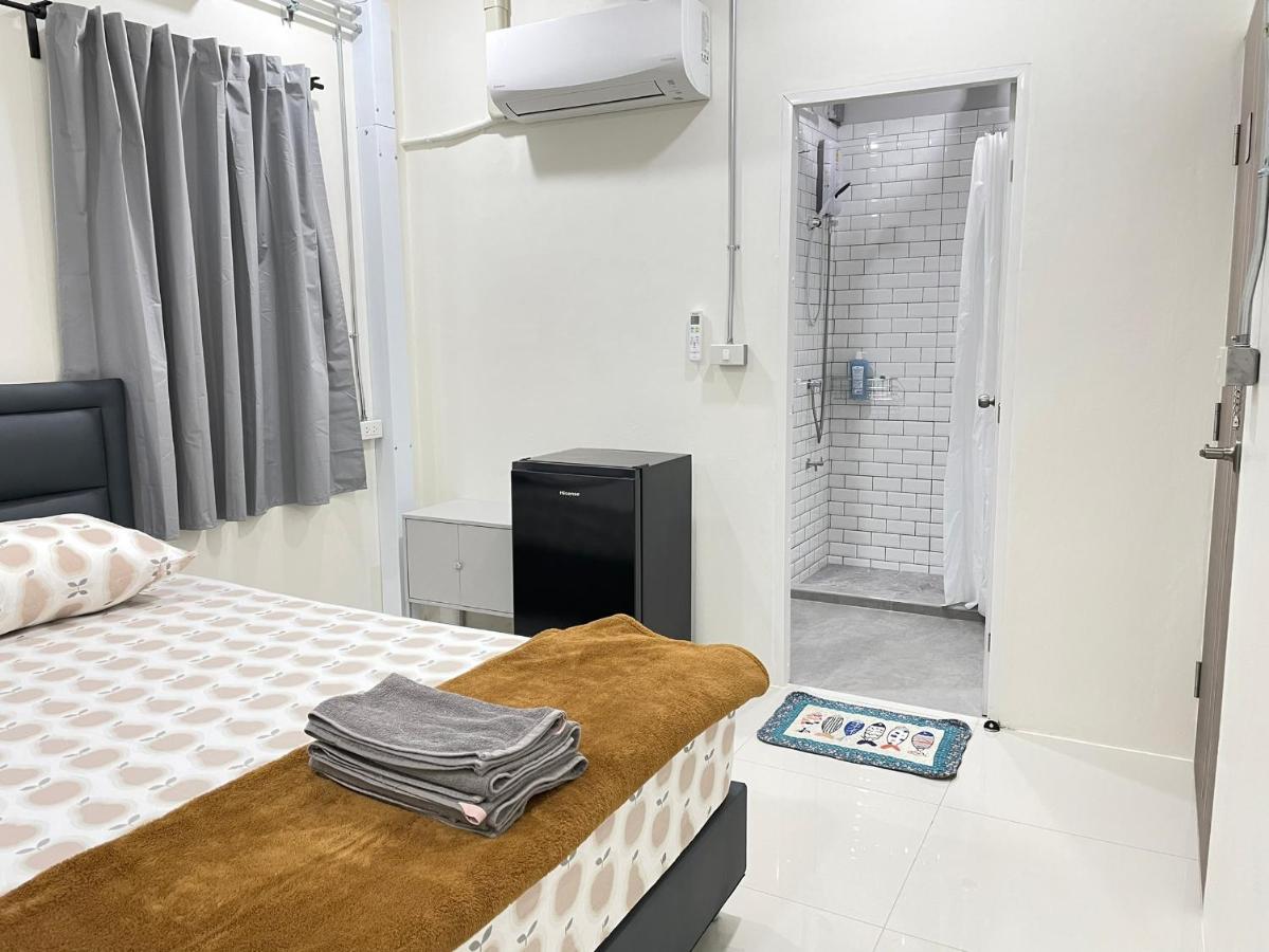808 Bangkok Apartment Exterior photo
