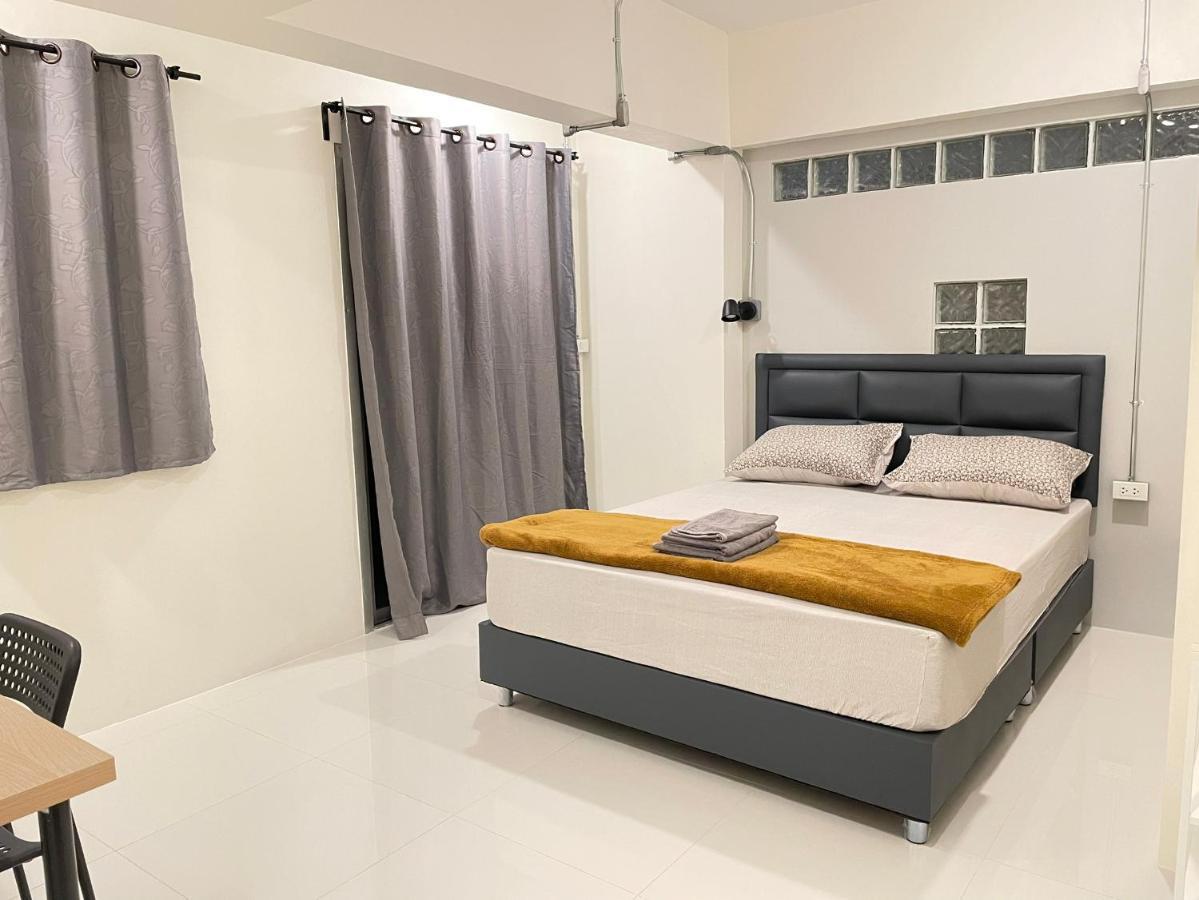 808 Bangkok Apartment Exterior photo